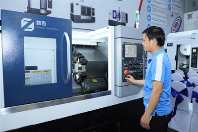 TUYỂN 3 NAM GIA CÔNG CƠ KHÍ 
