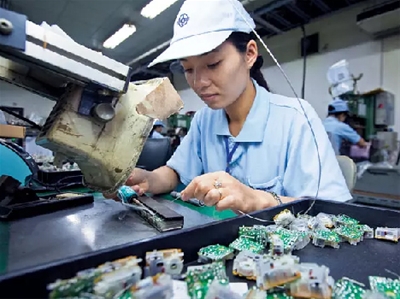 TUYỂN 10 NỮ ĐIỆN TỬ