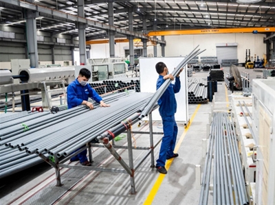 TUYỂN 5 NAM ĐÚC NHỰA